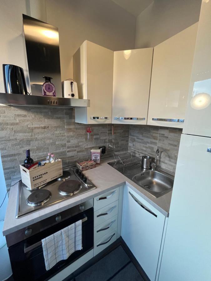Studi - Front Metro Lambrate *
